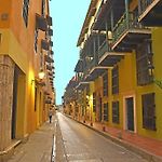 The Best Location-The Old City Cartagena Gastelbondo